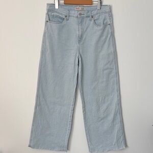 Levi’s Wide Leg Jeans size 8 29 High Rise